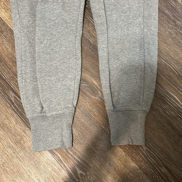 Under Armour Sweatpants - Picture 3 of 3